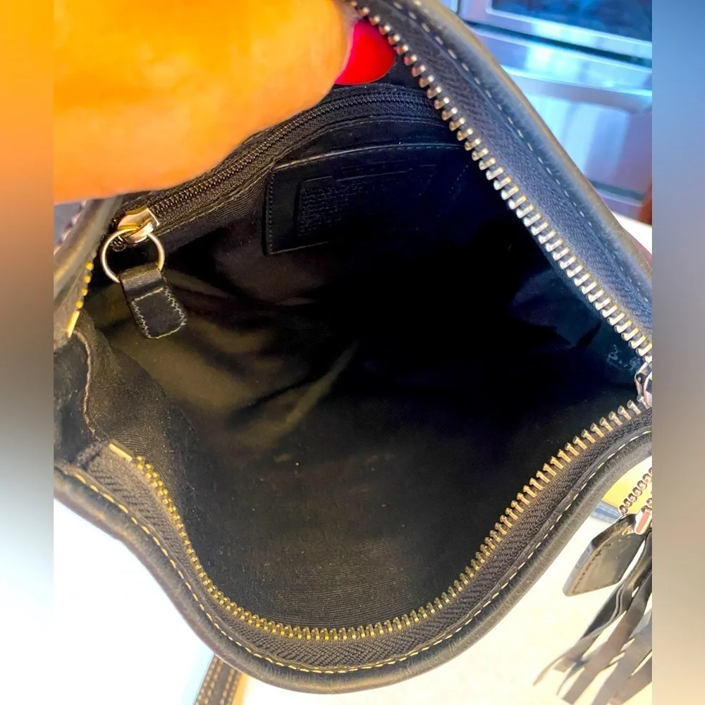 COACH Soho Black Leather Swingpack Small Crossbody Bag, EUC